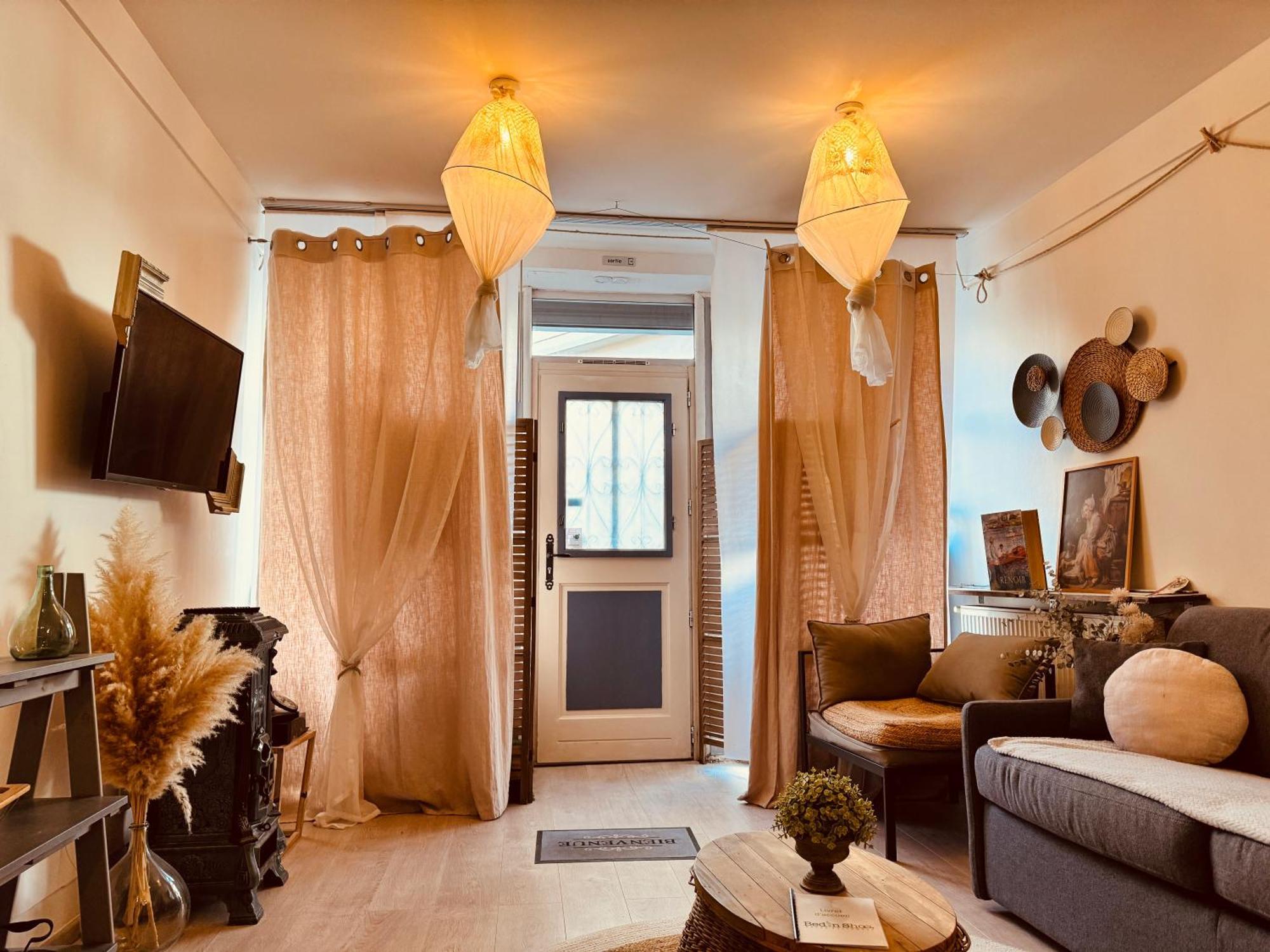 Apartment La Lavandiere, Centre Historique, Fibre, Ess, Rez-de-chaussee, Bedinshop *